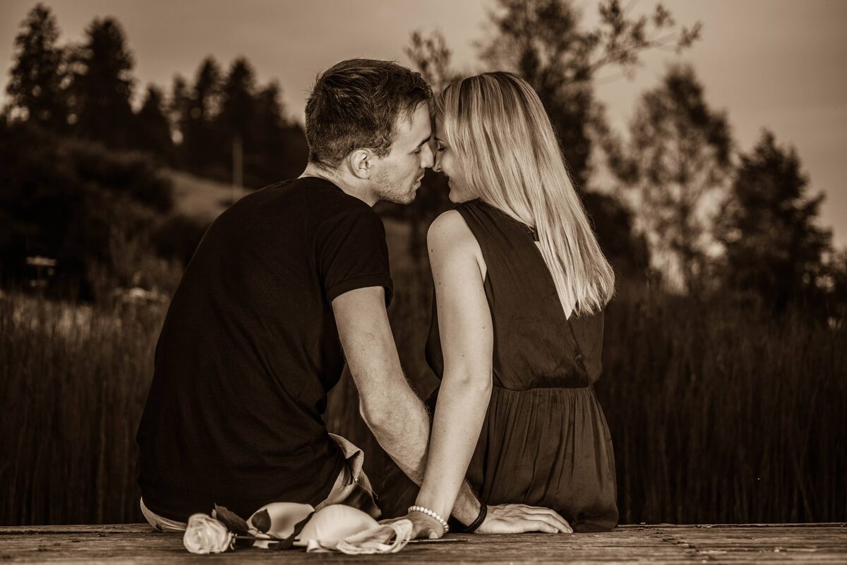 Hochzeitsfotografie – inniger Moment vor dem Kuss